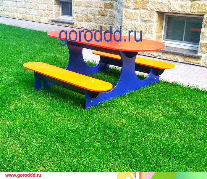 Детский стол со скамейками для улицы "Лунтик"
