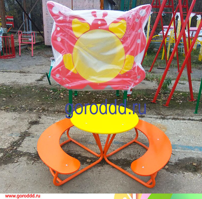 Красивый круглый столик с лавочками для детских площадок "Поляна"